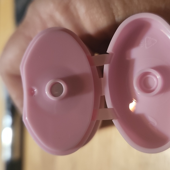 🎀NWT Luscious Hand Cream - Picture 2 of 3